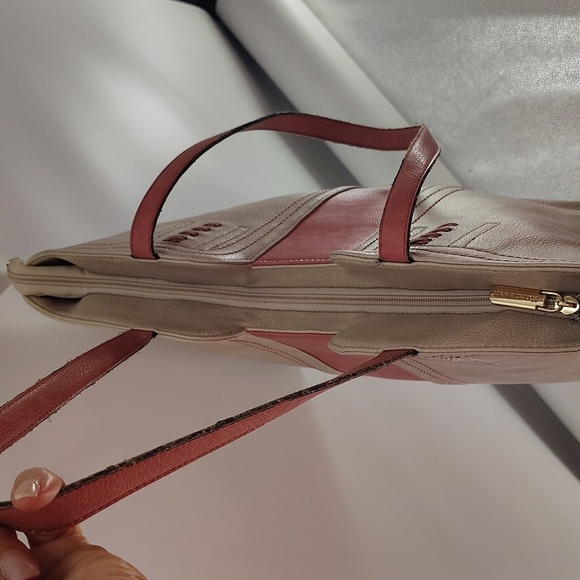 Montana West Beige And Coral Shoulder Bag Zip Top Double Straps Print Lining - Picture 6 of 7